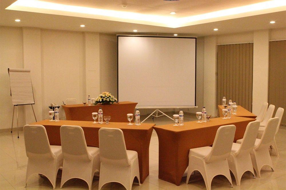 Jentra Dagen Hotel Malioboro Yogyakarta Exterior foto